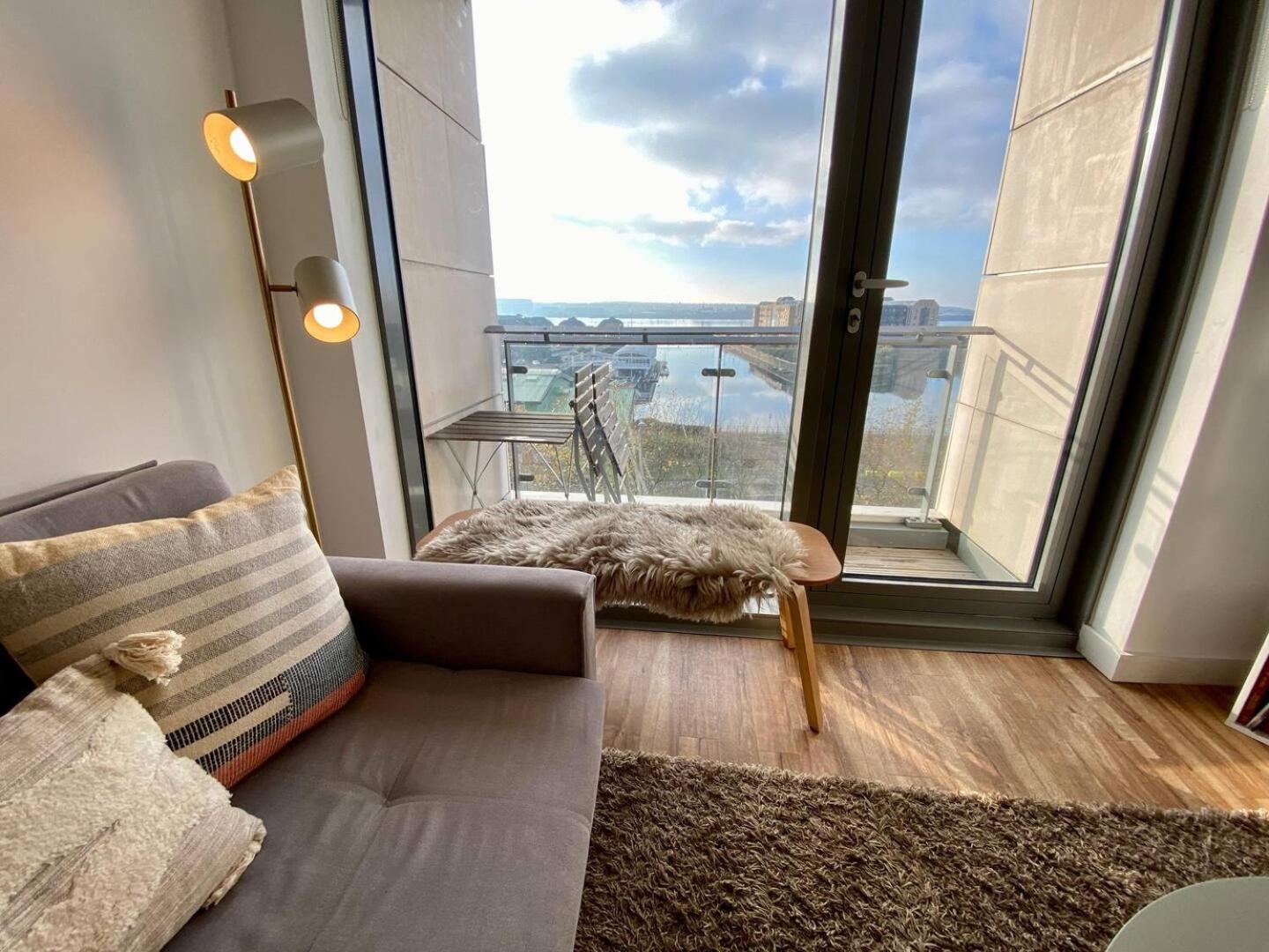 Stunning Mersey View Flat W Parking In 利物浦 外观 照片