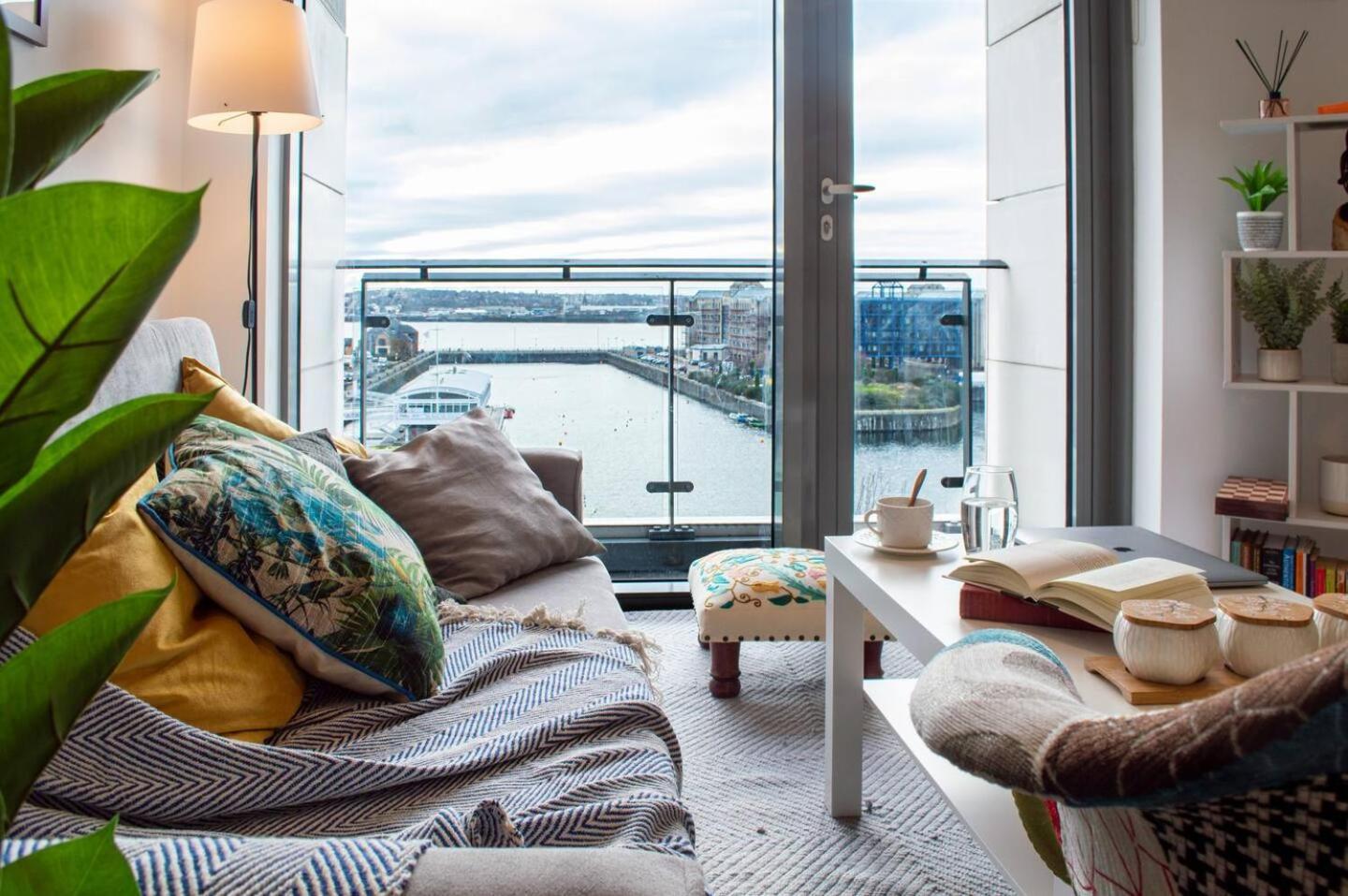 Stunning Mersey View Flat W Parking In 利物浦 外观 照片